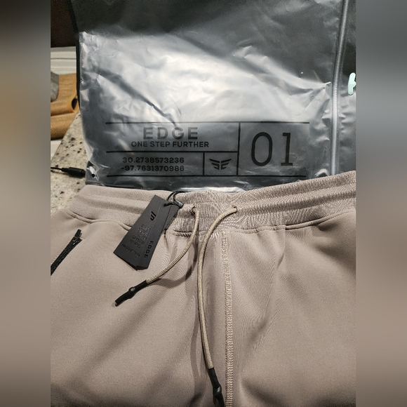 NWT | Edge Lifestyle Tech Joggers | size: XL | Color: Mocha - Picture 4 of 4